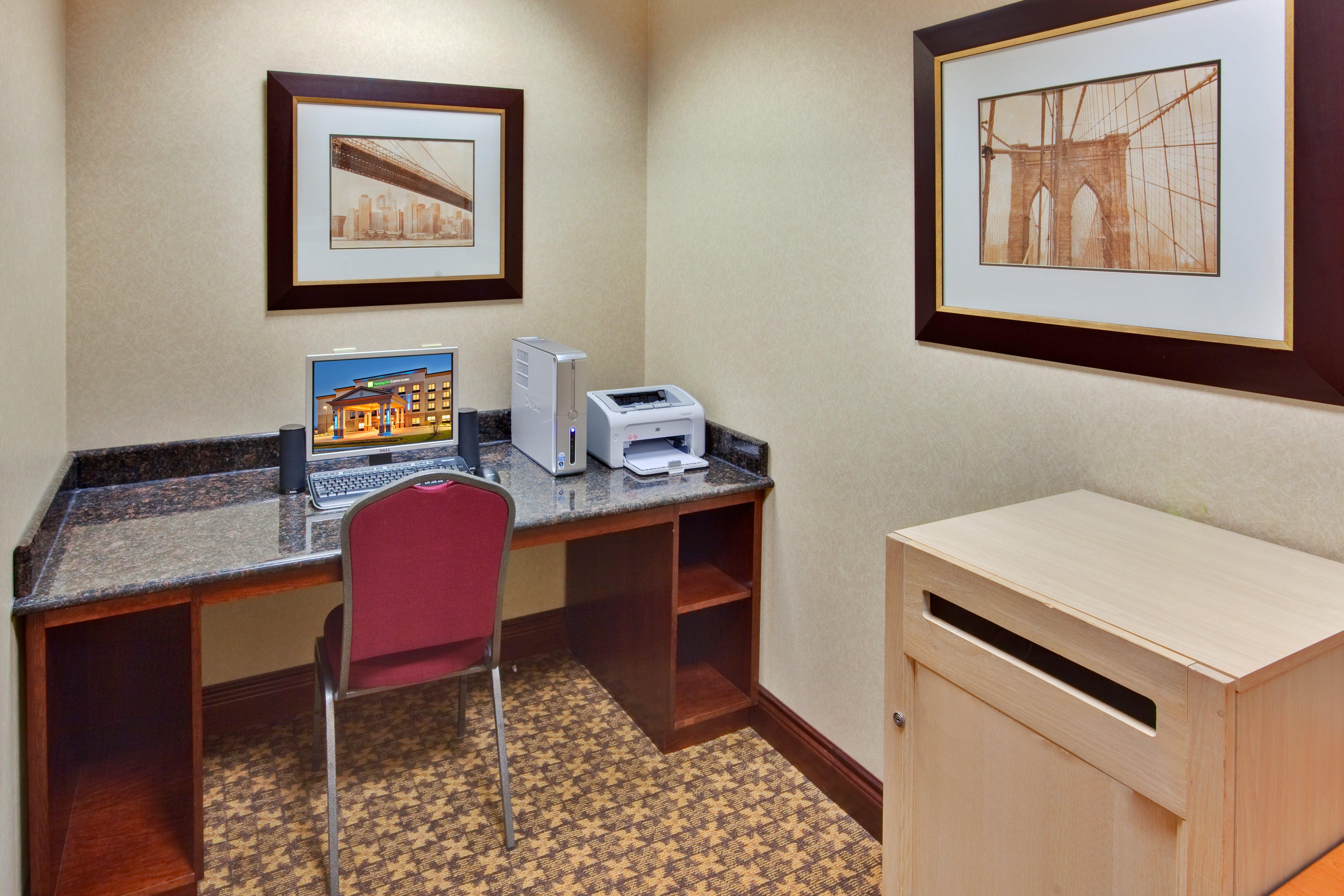 Holiday Inn Express Hotel & Suites Brockville By Ihg Exterior photo