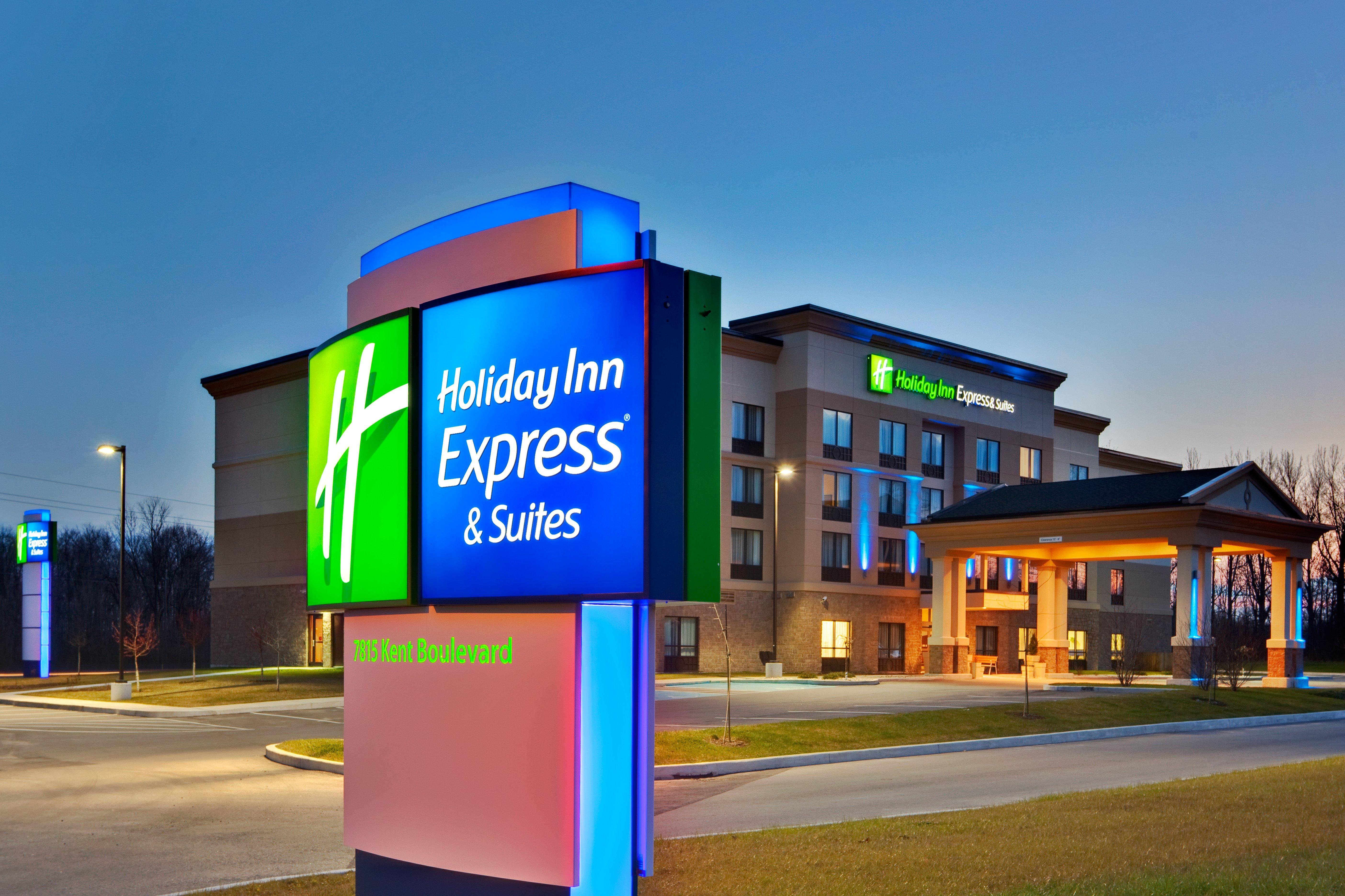 Holiday Inn Express Hotel & Suites Brockville By Ihg Exterior photo